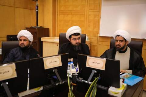 نشست رئیس کمیسیون اقتصادی با اعضای شورای مرکزی زکات1404/08/13