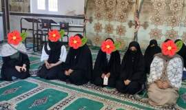 نوعروسان تحت حمایت کمیته امداد تایباد در آموزش های مهارت زندگی و مشاوره شرکت کردند