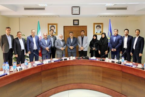 امضای تفاهم‌نامه همکاری مشترک میان کمیته امداد و مرکز آمار ایران  1403/05/09