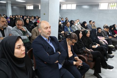 مراسم تجلیل از استادان مرکز علمی کاربردی کمیته امداد  1403/02/13