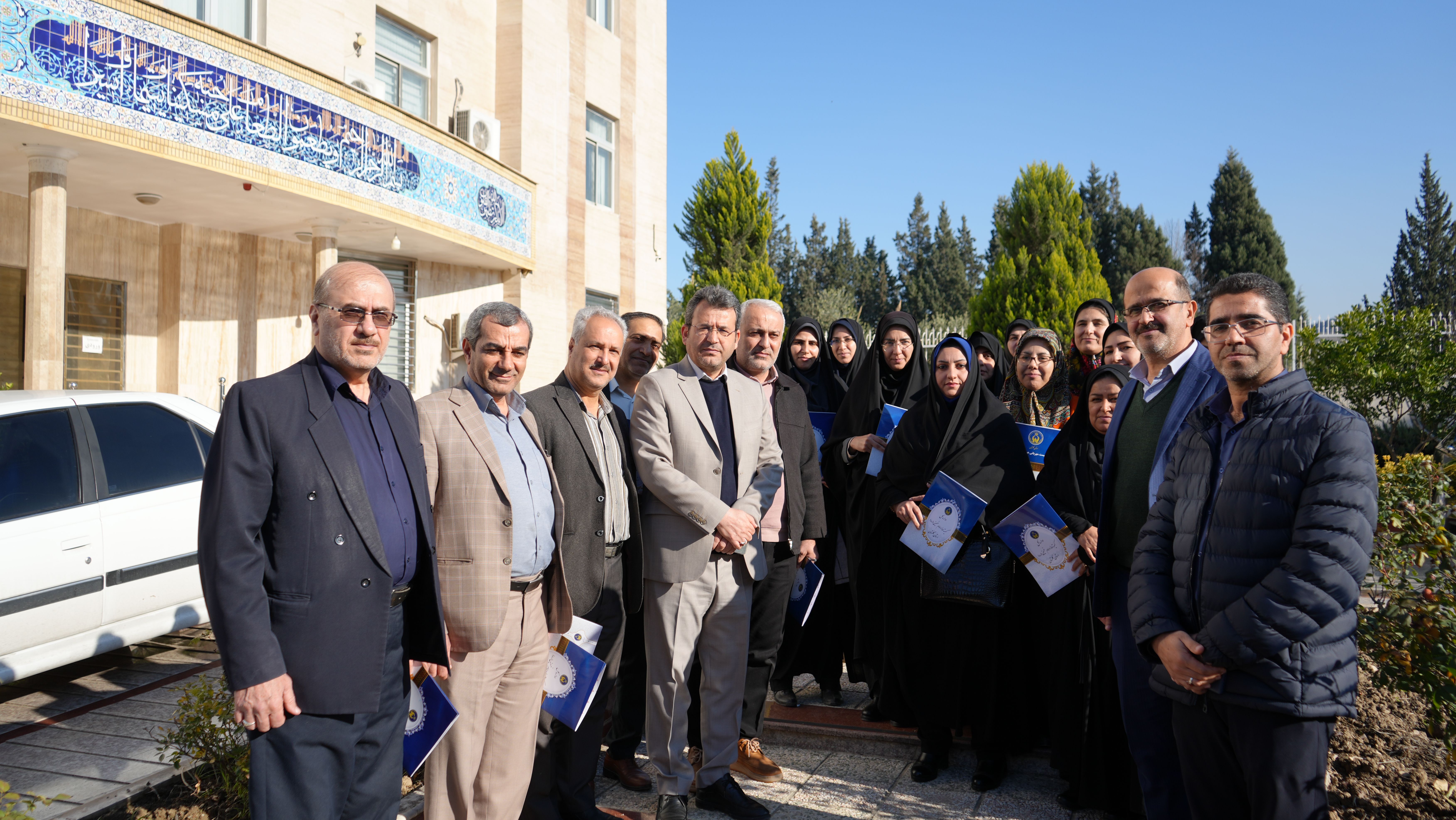 تجلیل از مددکاران برتر کمیته امداد استان گلستان  به روایت تصویر1404/10/14