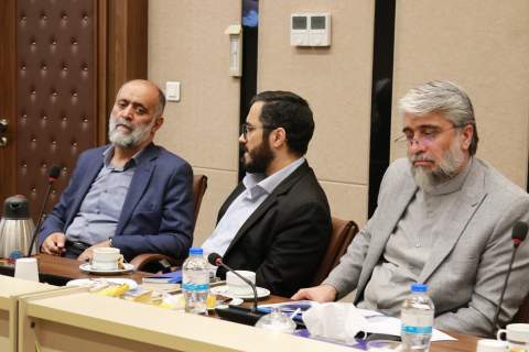 جلسه شورای معاونین کمیته امداد1405/03/05