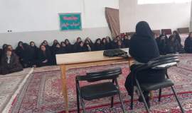 جلسه آموزشی حقوقی ویژه ۸۰ بانوی سرپرست خانوار در رشتخوار برگزار شد